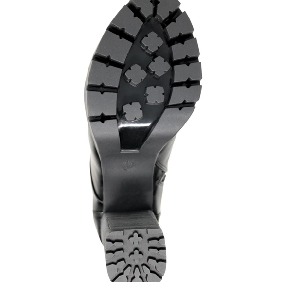 Charles David Wyatt Snake Lug Boots - Picture 3 of 3